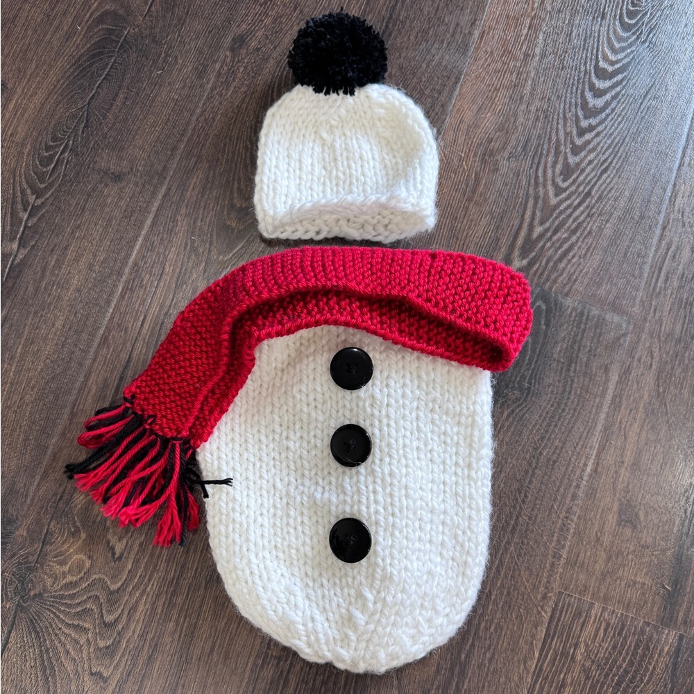 Newborn snowman swaddled photo prop
